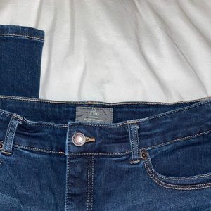 CHICO’S SO LIFTING